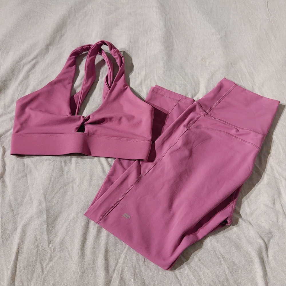 FABLETICS Sports Bra and Leggings Set